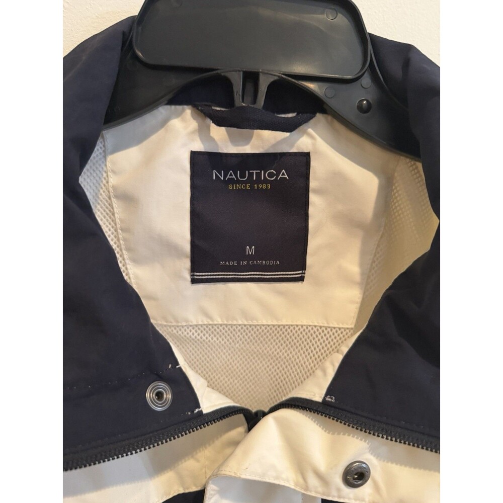 White Nautica Hooded Jacket Windbreaker Mens Size Medium M - Picture 5 of 5